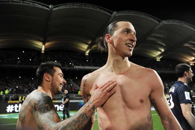 joie des parisiens - Zlatan Ibrahimovic - Ezequiel Lavezzi (PSG) FOOTBALL : Lyon vs PSG - Ligue 1 - 12 05 2013 N.LeGouic FEP Panoramic 