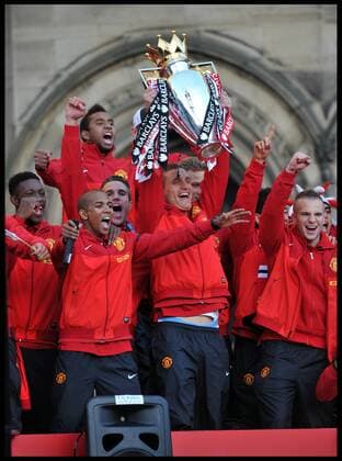 Manchester United Players greet fans in Albert Square, Manchester, As Manchester United celebrate winning their 20th league title winning the Premier League, Monday May 13, 2013. AndrewxParsonsx xi-Images AJP