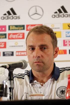 Co-Trainer Hans Dieter Flick (D)