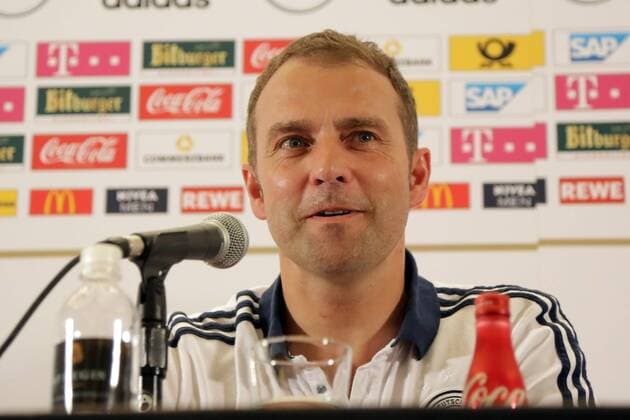 Co-Trainer Hans Dieter Flick (D)