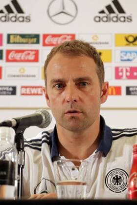 Co-Trainer Hans Dieter Flick (D)