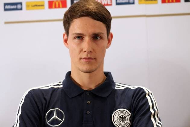Philipp Wollscheid (D)