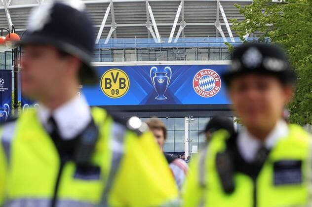 Security in front of the stadium before the final of the Champions league between Borussia Dortmund and FC Bayern Munich, Wembley Stadium in London on May 25., 2013. Borussia Dortmund gegen FC Bayern München im Finale der Champions League in der Saison 2012 2013 am 25. Mai 2013.