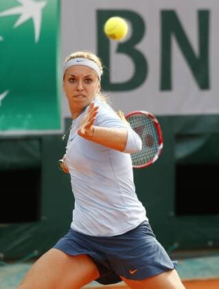 French Open 2013, Roland Garros,Paris,ITF Grand Slam Tennis Tournament,Sabine Lisicki (GER),Aktion, Einzelbild,Halbkörper, Hochformat,