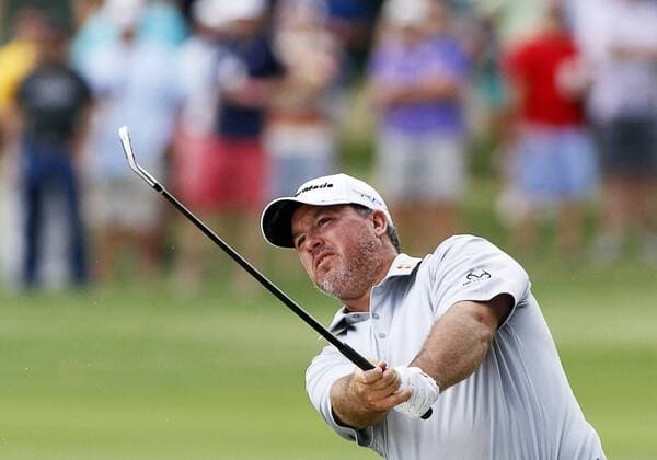 26 MAY 2013: Boo Weekley with with his second shot on hole 14 during the final round of the Crowne Plaza Invitational at Colonial played in Fort Worth, TX. GOLF: MAY 26 PGA Golf Herren - Crowne Plaza Invitational at Colonial - Final Round Icon16223 EDITORIAL USE ONLY
