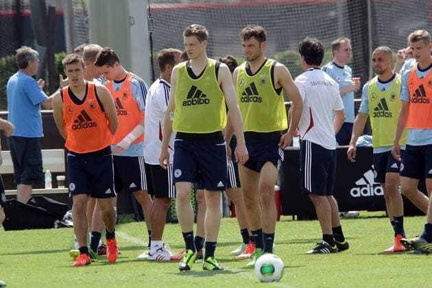 Max Kruse, Marcell Jansen, Heiko Westermann (D), Sidney Sam, Lars Bender