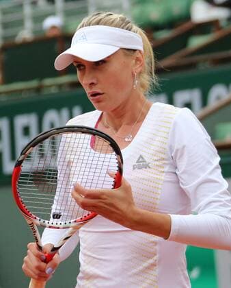 Olga Govortsova of Belarus pauses during her French Open women s first round match at Roland Garros in Paris on May 28, 2013.  PAR20130528727