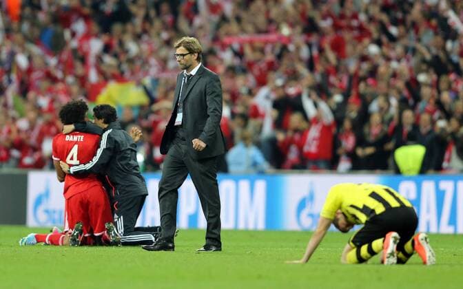 Dante (FC Bayern), links, jubelt nach dem Spiel, mitte der enttäuschte Dortmund-Trainer Jürgen Klopp, rechts Marco Reus (Dortmund) BVB Borussia Dortmund vs FC Bayern München UEFA Champions League 2012 2013, Finale, Fussball, men, Männer, soccer London, 25.5.2013