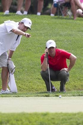 May 30, 2013: Rory McIlroy and his caddie line up a putt during the first round of The Memorial Tournament at Muirfield Village Golf Club in Dublin, Ohio PGA Golf Herren 2013: The Memorial Tournament MAY 30 - ZUMAct5