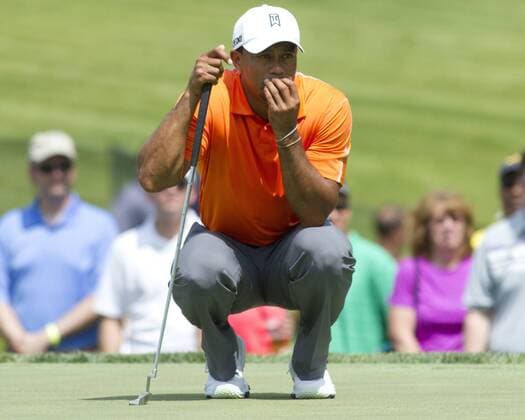 30 May 2013: Tiger Woods looking at his put during the first round of the Memorial Tournament held at Muirfield Village G.C. in Dublin, Ohio. GOLF: MAY 30 PGA Golf Herren - the Memorial Tournament - First Round Icon130530064 EDITORIAL USE ONLY