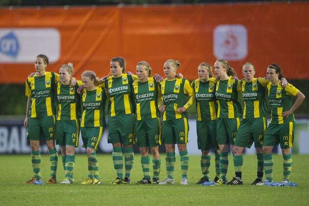 spanning voor penalty Vrouwen ADO Den Haag v FC Twente KNVB Beker Finale Dames 2012 2013 xVIxWillemxJanxDijkdrentxIVx 1586261