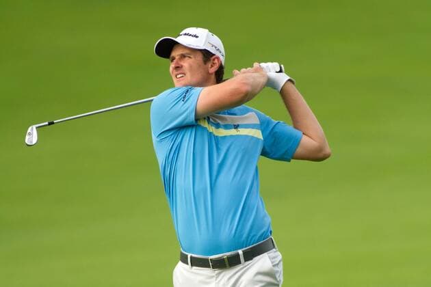 01 June 2013: Justin Rose watches his shot during continuation of play of the second round of the Memorial Tournament held at Muirfield Village G.C. in Dublin, Ohio. GOLF JUN 01 PGA Golf Herren - the Memorial Tournament - Second Round Icon20130601006 EDITORIAL USE ONLY