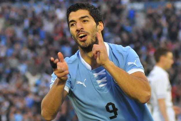 Football, Uruguay vs Francia. Friendly match Uruguay s player Luis Suarez, celebrates after scoring against Francia during the friendly football match held at Centenario stadium in Montevideo, Uruguay. . 