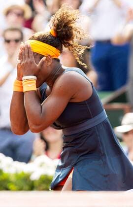 TENNIS - WTA, French Open 2013 PARIS,FRANKREICH,08.JUN.13 - TENNIS - WTA Tennis Damen Tour, Grand Slam, Roland Garros, French Open, Finale. Bild zeigt den Jubel von Serena Williams (USA). 