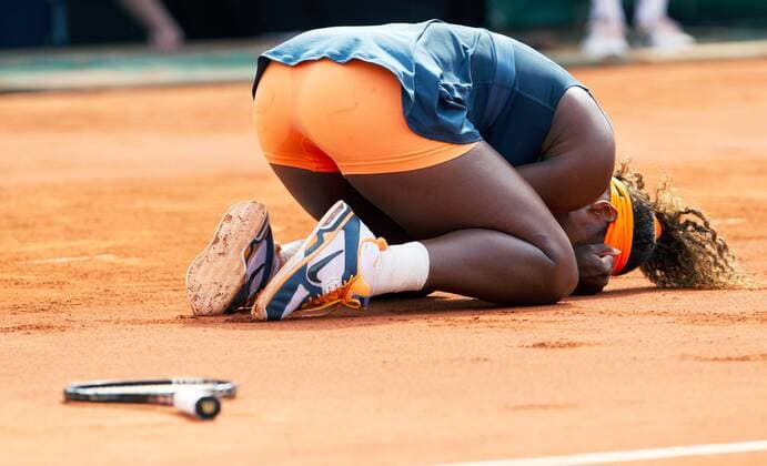 TENNIS - WTA, French Open 2013 PARIS,FRANKREICH,08.JUN.13 - TENNIS - WTA Tennis Damen Tour, Grand Slam, Roland Garros, French Open, Finale. Bild zeigt den Jubel von Serena Williams (USA). 