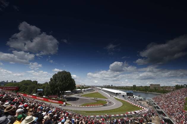 Motorsports: FIA Formula One World Championship 2013, Grand Prix of Canada, 5 Jenson Button (, Vodafone McLaren Mercedes), 17 Valtteri Bottas (, Williams F1 Team), xHOCHxZWEIx