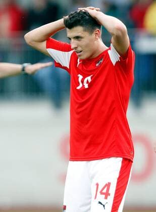 FUSSBALL - UEFA U19 EM 2013, Quali, AUT vs FRA TRAISKIRCHEN,AUSTRIA,10.JUN.13 - FUSSBALL - UEFA U19 Europameisterschaft 2013, Qualifikation, ÖFB Länderspiel, Österreich vs Frankreich. Bild zeigt Alessandro Schoepf (AUT). 