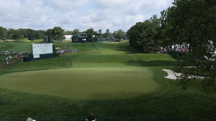 June 11 2013: General view from the green on the 18th hole showing the 113th U.S. Open Scoreboard and looking back up the fairway during tuesday s practice round at the 2013 U.S. Open hosted by Merion Golf Club in Ardmore, PA. GOLF: JUN 11 PGA Golf Herren - U.S. Open - Tuesday Practice Round Icon20326030 EDITORIAL USE ONLY
