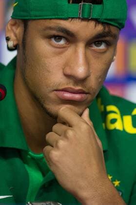 Neymar - PRessetermin der brasilianischen Nationalmannschaft (BRA) in Brasilia 13 06 2013. ( x(725)xMarceloxMachadoxdexMelox x  (17111) Coletiva de Imprensa da