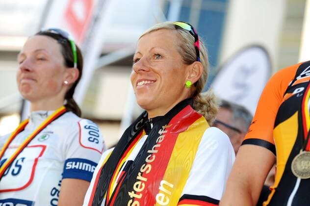 Podium v.l.n.r. - (2.) Elke GEBHARDT ( GER Argos Shimano ) - (1.) Trixi WORRACK ( GER Team Specialized - Lululemon ) - (3.) Romy KASPER ( GER Dolmans Boels ) - Jubel - Freude - Emotionen - Aktion - quer - Event: Deutsche Meisterschaften 2013 - Strassenrennen der Frauen 2013 - Location: Deutschland - Wangen - Baden Württemberg - Europa - Datum: 22.06.2013