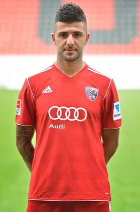 Uemit Korkmaz (FC Ingolstadt), Portrait, FC Ingolstadt 04, Team- und Portraitfotos, , Sport, Ballsport, Fussball, Bundesliga 2, Ingolstadt, Audi Sportpark,
