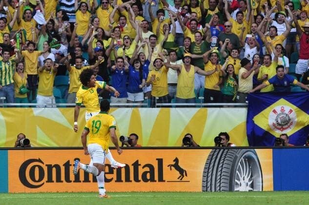 Dante und Hulk, Torjubel - Italien - Brasilien Arena Fonte Nova. Salvador BA - 22 06 2013. x(2113)xMauroxAkinxNassorx xFotoax  (17132)