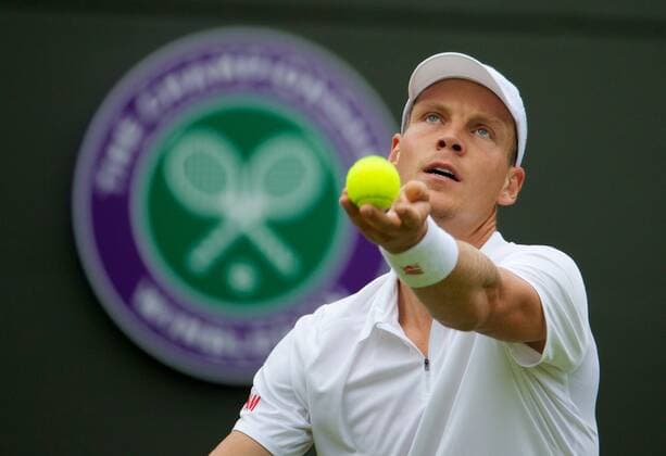 PROPAGANDA20130625 Tennis: Wimbledon Championship 2013, Tomas Berdych (CZE) during the Gentlemen s Singles 1st Round match on day two of the Wimbledon Lawn Tennis Championships at the All England Lawn Tennis and Croquet Club. (Hinweis: Verwendung nur in Deutschland, Österreich oder Schweiz - only Germany, Austria and Switzerland) xHOCHxZWEIx xPropagandax 