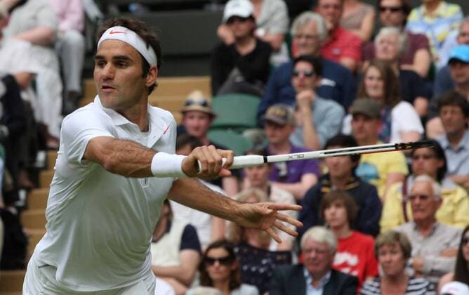 26.06.2013. Wimbledon, London, England. Day three of the The Wimbledon Tennis Championships 2013 held at The All England Lawn Tennis and Croquet Club, London, England, UK. Roger Federer ( SUI ) xKieranxGalvinx  ActionPlus1591721