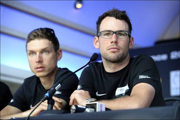 Mark Cavendish (Great Britain Team Omega Pharma - Quickstep) - Tony Martin (Germany Team Omega Pharma - Quickstep) CYCLISME : Equipe Omega Pharma Quickstep - Tour De France - Porto Vecchio - 27 06 2013 Photonews Panoramic 