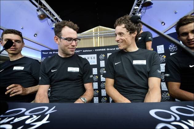 Mark Cavendish (Great Britain Team Omega Pharma - Quickstep) - Sylvain Chavanel (France Team Omega Pharma - Quickstep) CYCLISME : Equipe Omega Pharma Quickstep - Tour De France - Porto Vecchio - 27 06 2013 Photonews Panoramic 