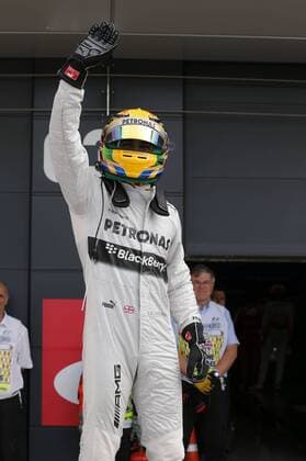 Motorsports: FIA Formula One World Championship 2013, Grand Prix of Great Britain, 10 Lewis Hamilton (GBR, Mercedes AMG Petronas F1 Team), xHOCHxZWEIx