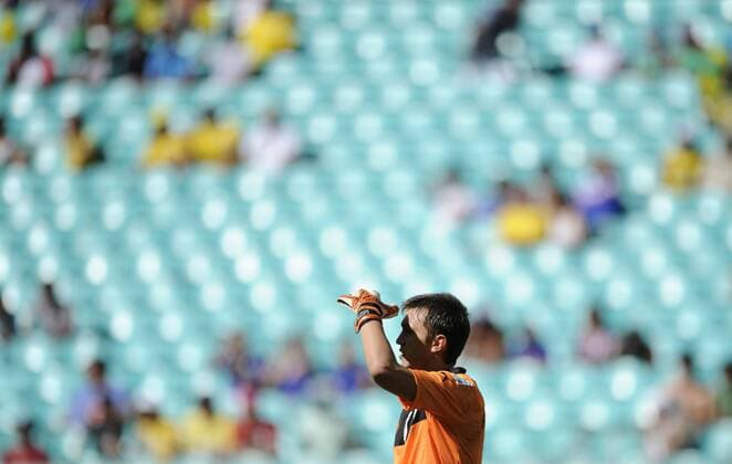 Uruguay s goalkeeper Fernando Muslera reacts during the FIFA s Confederations Cup Brazil 2013 match for the third place against Italy in Salvador, Brazil, on June 30, 2013. Italy won 5-4. (Xinhua Nicolas Celaya) (SP)BRAZIL-SALVADOR-CONFEDERATIONS-URUGUAY VS ITALY 