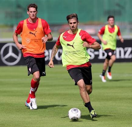 01.07.2013 Stuttgart Fußball 1. Bundesliga Saison 2013 2014 Training VfB Stuttgart:vorne Martin Harnik, hinten links Benedikt Röcker