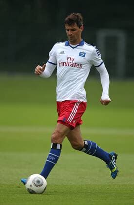 01.07.2013, Fussball 1. Bundesliga, Auftakttraining des Hamburger SV auf dem Trainingsgelände an der Imtech-Arena Hamburg. Paul Scharner (Hamburg)