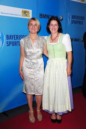 Verena Bentele und Uschi Disl bei der Verleihung Bayerischer Sportpreis 2013 am 06.07.2013 in München Bayerischer Sportpreis 2013, München 