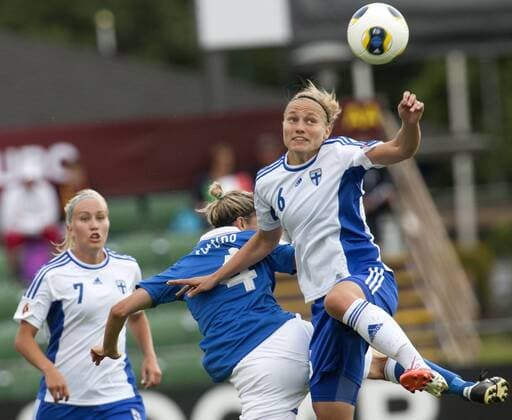 Sweden 20130710 Halmstad Örjans vall UEFA Women s EURO 2013 Italy vs Finland Laura Kivistö Finland Alessia Tuttino Italy KP0500001 