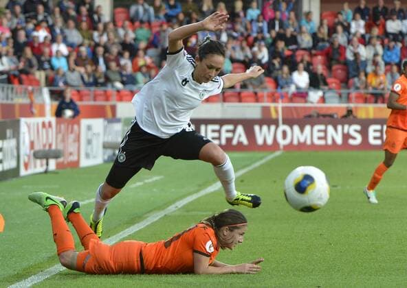 Sweden Växjö 20130711 fotball UEFA Womens Euro 2013 Germany vs Netherlands Nadine Kessler ( GER ) Sherida Spitze ( NED ) KP031002 