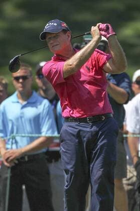 July 12, 2013 - Omaha, Nebraska, United States of America - Jul 12, 2013 - Omaha, Nebraska, U.S. - Tom Watson watches his drive from the 8th hole tee box during 2nd round action of the 2013 U.S. Senior Open at Omaha Country Club..Michael Spomer Cal Media PGA Golf Herren Golf 2013: U.S. Senior Open July 11-14 - ZUMAc04