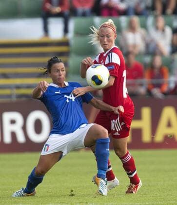 Sweden 20130713 Halmstad Örjans vall UEFA Women s EURO 2013 Italy vs Denmark Sandy Iannella Italy and Line Röddik Denmark KP0500001 