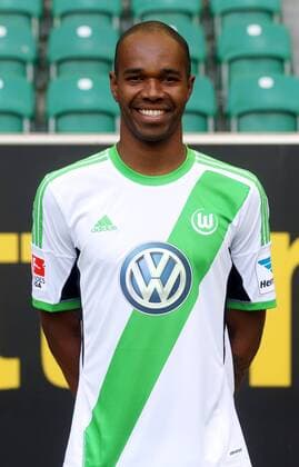 Naldo Portrait Porträt Porträt Einzelbild VfL Wolfsburg Bundesliga 18.07.2013 Fußball Fussball Volkswagen Arena Wolfsburg Herren DFL Saison 2013 2014