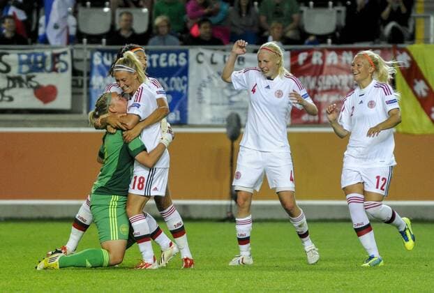 Linköping 2013 07 22 Football WOMEN S EURO 201 QF France vs Denmark - Picture shows Denmark wins after penalty shoot-out -Stina Petersen, Nadia Nadim, Theresa Nielsen, Christina Oerntoft, Line Jensen KPkod 08002 