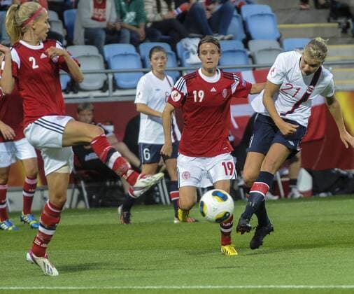 Norrköping 2013 07 25 Football UEFA Championship Womans semifinal Norway vs Denmark - Picture shows Ada Hegerberg (r) NOR 21 and Lene Röddik DEN 2 and Mia Brogaard DEN 21- KPkod 08002 