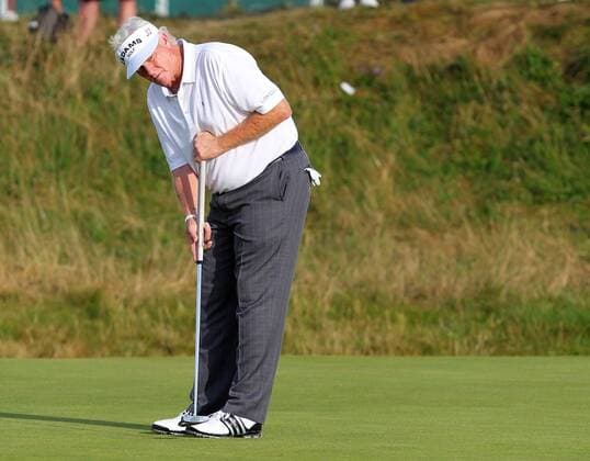 28.07.2013 Southport, England. Mark Wiebe (USA) putting during the 4th and Final Round of the Senior Open Championship from Royal Birkdale. xPaulxKeevilx  ActionPlus20134294