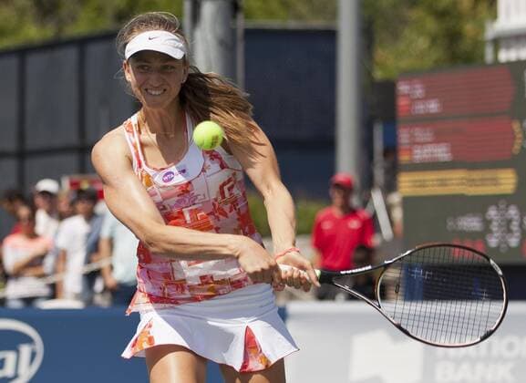 TORONTO, Aug. 5, 2013 - Mona Barthel of Germany during the first round of women s singles at the 2013 Rogers Cup in Toronto, Canada, Aug. 5, 2013. Barthel won the match 2-1. (Xinhua Zou Zheng) (SP)CANADA-TORONTO-TENNIS-WTA-ROGERS CUP 