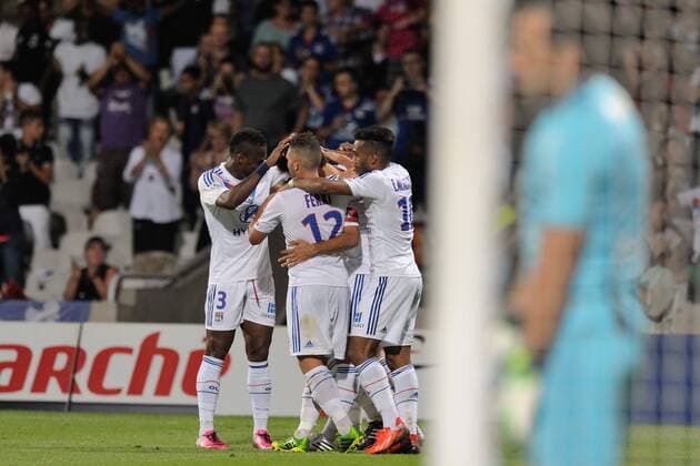 Joie de Alexandre Lacazette (lyon) et ses coequipiers FOOTBALL : Lyon vs Nice - Ligue 1 - 10 08 2013 FredericChambert Panoramic 
