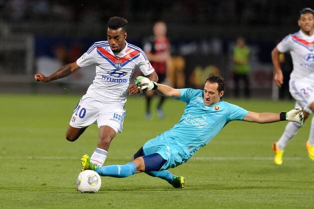 Alexandre Lacazette (lyon) vs David Ospina (nice) FOOTBALL : Lyon vs Nice - Ligue 1 - 10 08 2013 FredericChambert Panoramic 