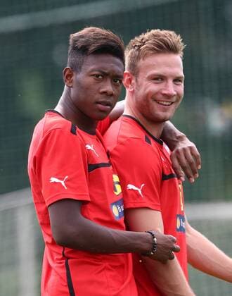 FUSSBALL - AUT vs GRE, Testspiel, Vorberichte, Training SALZBURG,AUSTRIA,12.AUG.13 - FUSSBALL - ÖFB Länderspiel, Österreich vs Griechenland, Freundschaftsspiel, Vorberichte, Training Nationalmannschaft AUT. Bild zeigt David Alaba und Andreas Weimann (AUT). 