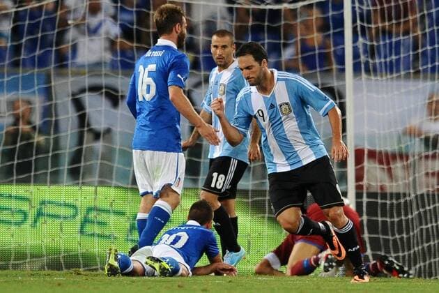 Esultanza dopo il Gol di Gonzalo Higuain ( Argentina) - Rome, Stadio Olimpico - Friendly match Italy vs Argentina - AntoniettaxBaldassarre