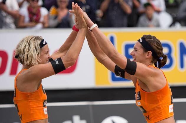 Deutsche Meisterschaft Beachvolleyball, Halbfinale 31.08.13, Timmendorfer Strand Jubel Laura Ludwig, Kira Walkenhorst