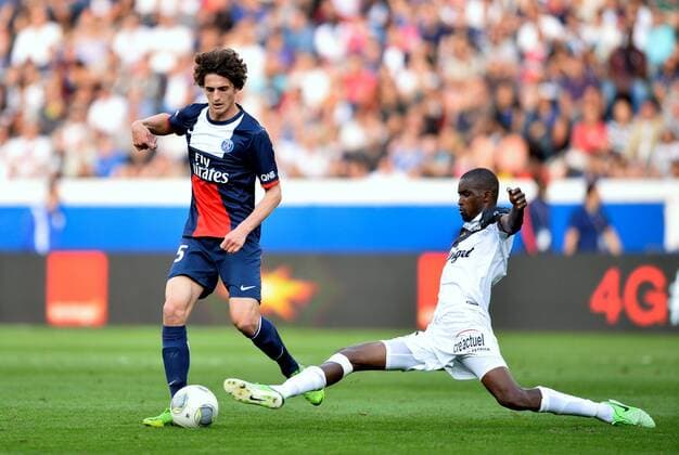 Adrien Rabiot (psg) - Mustapha Diallo (gui) FOOTBALL : Paris SG vs Guingamp - Ligue 1 - 31 08 2013 AnthonyBIBARD FEP Panoramic 